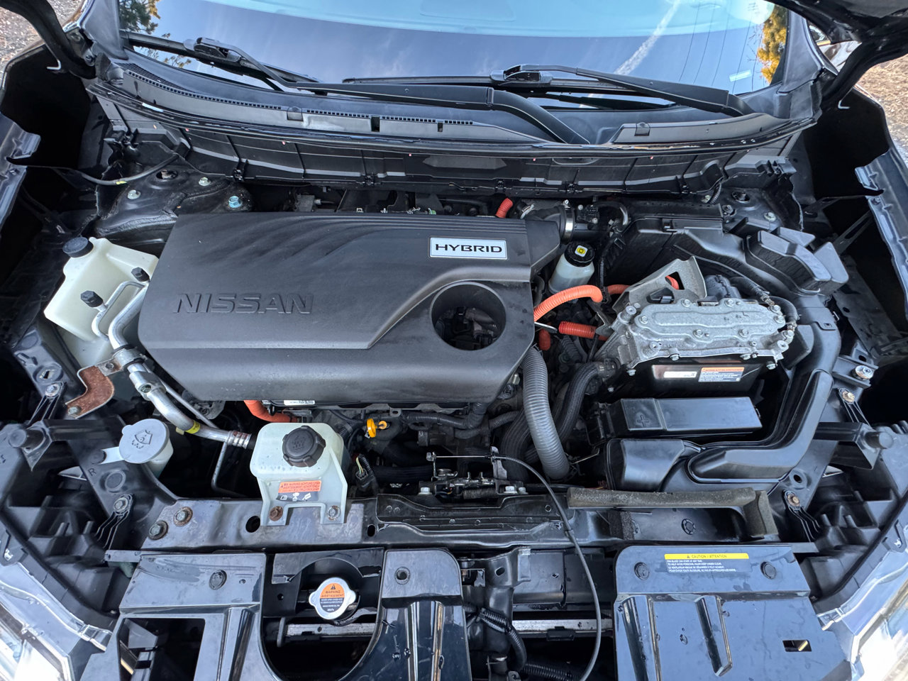 Used 2019 Nissan Rogue SV w/ Premium Package image 24