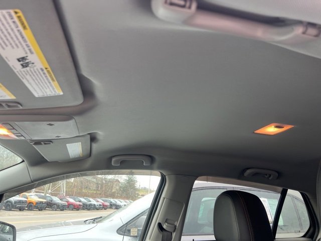 Used 2018 Chevrolet Trax LT w/ LT Convenience Package image 10