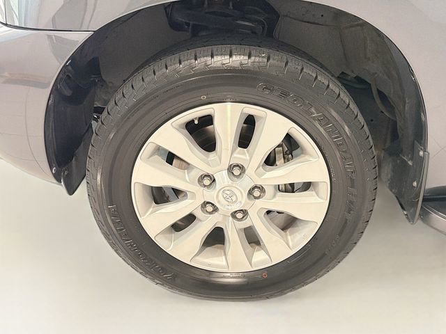 Certified 2019 Toyota Sequoia Platinum AWD/4WD image 30