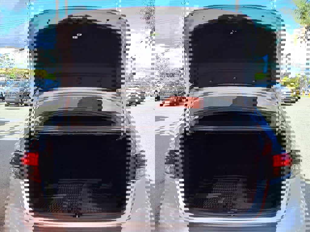 Certified 2022 Toyota Corolla SE image 6