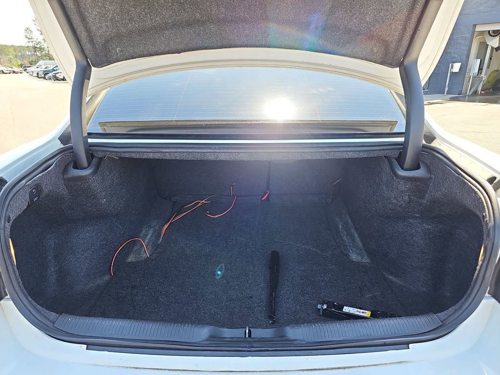 Used 2021 Dodge Charger SXT w/ Leather Interior Group image 15