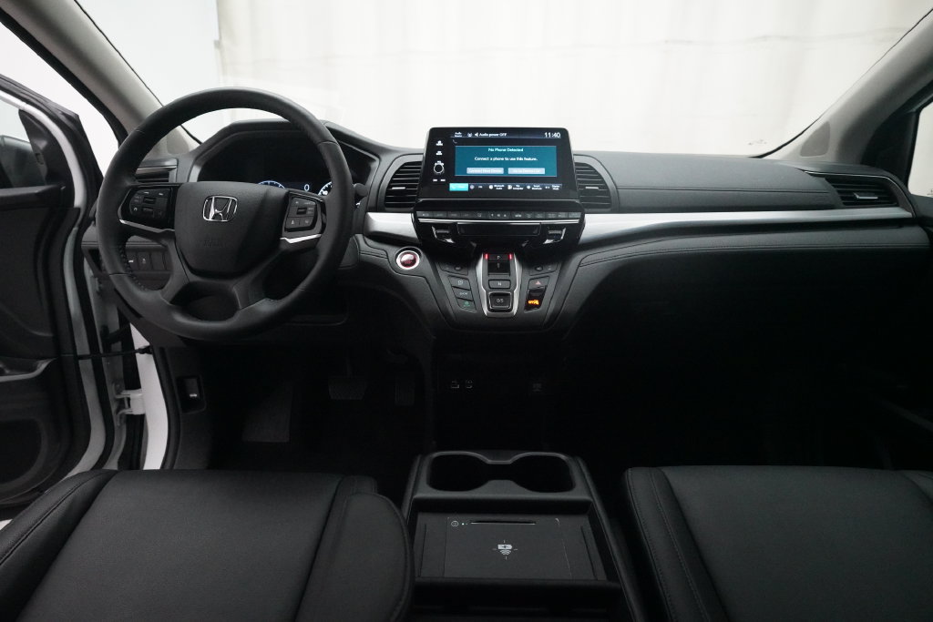 Used 2025 Honda Odyssey EX-L image 4
