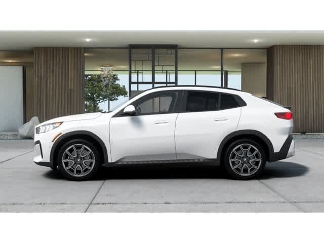 New 2027 BMW X2 xDrive28i w/ Technology Package AWD/4WD image 4