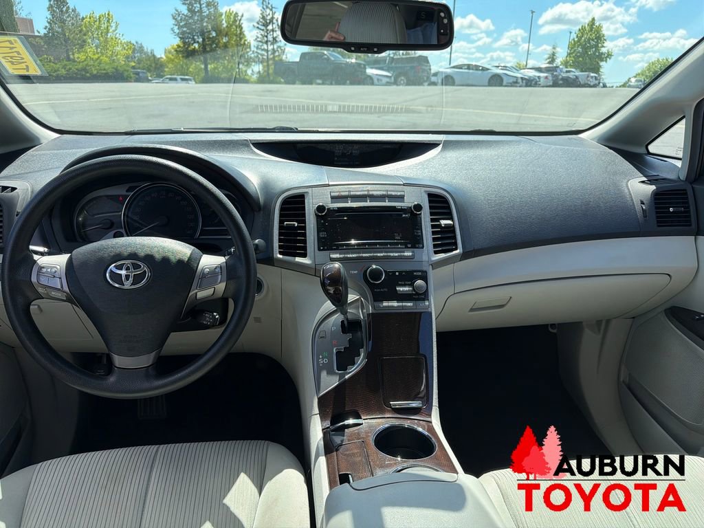 Used 2010 Toyota Venza AWD image 12