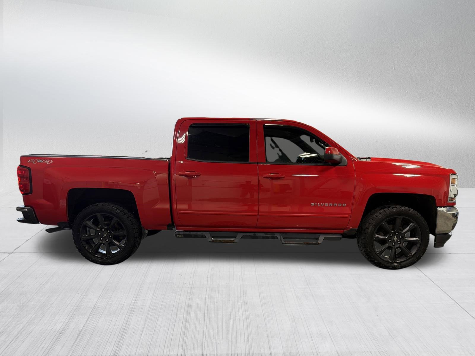 Used 2017 Chevrolet Silverado 1500 LT w/ All Star Edition AWD/4WD image 8