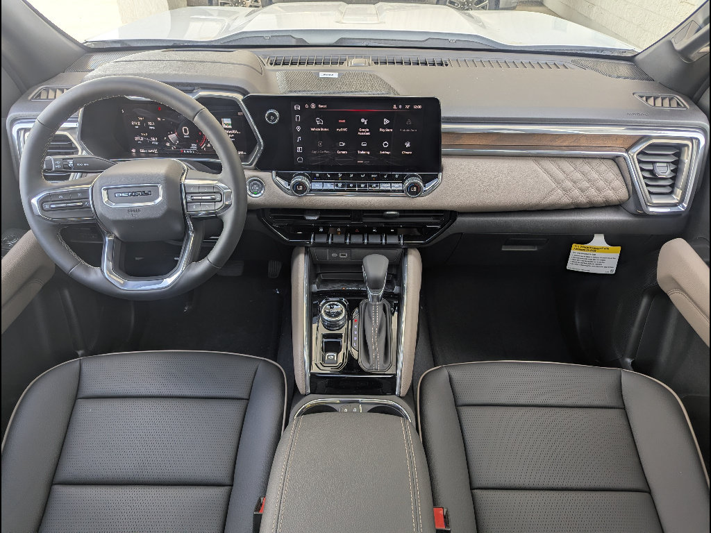 New 2026 GMC Canyon Denali AWD/4WD image 17