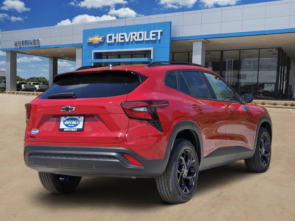 New 2026 Chevrolet Trax LT w/ Driver Confidence Package FWD image 5