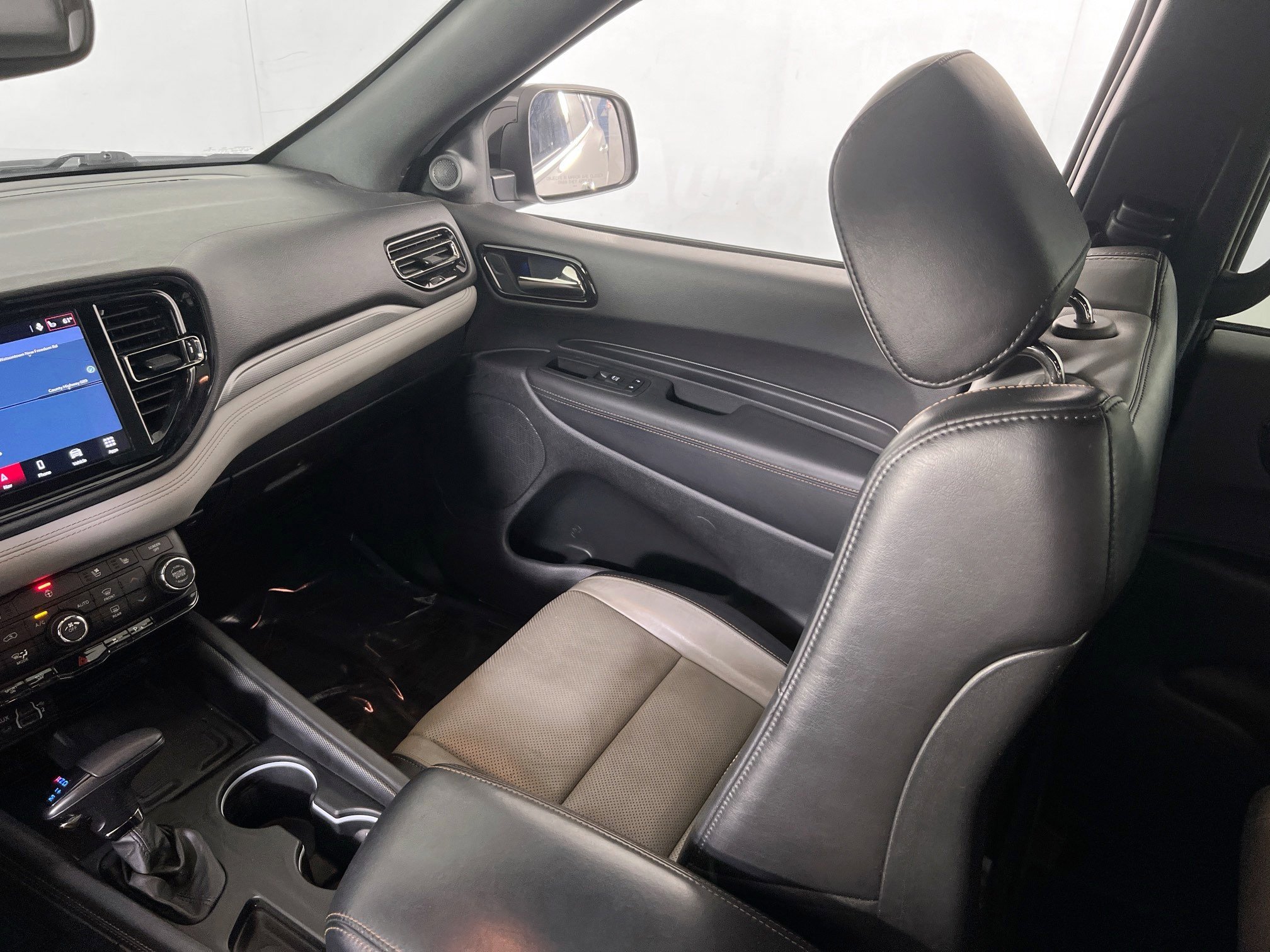 Used 2022 Dodge Durango R/T w/ Blacktop Package image 24