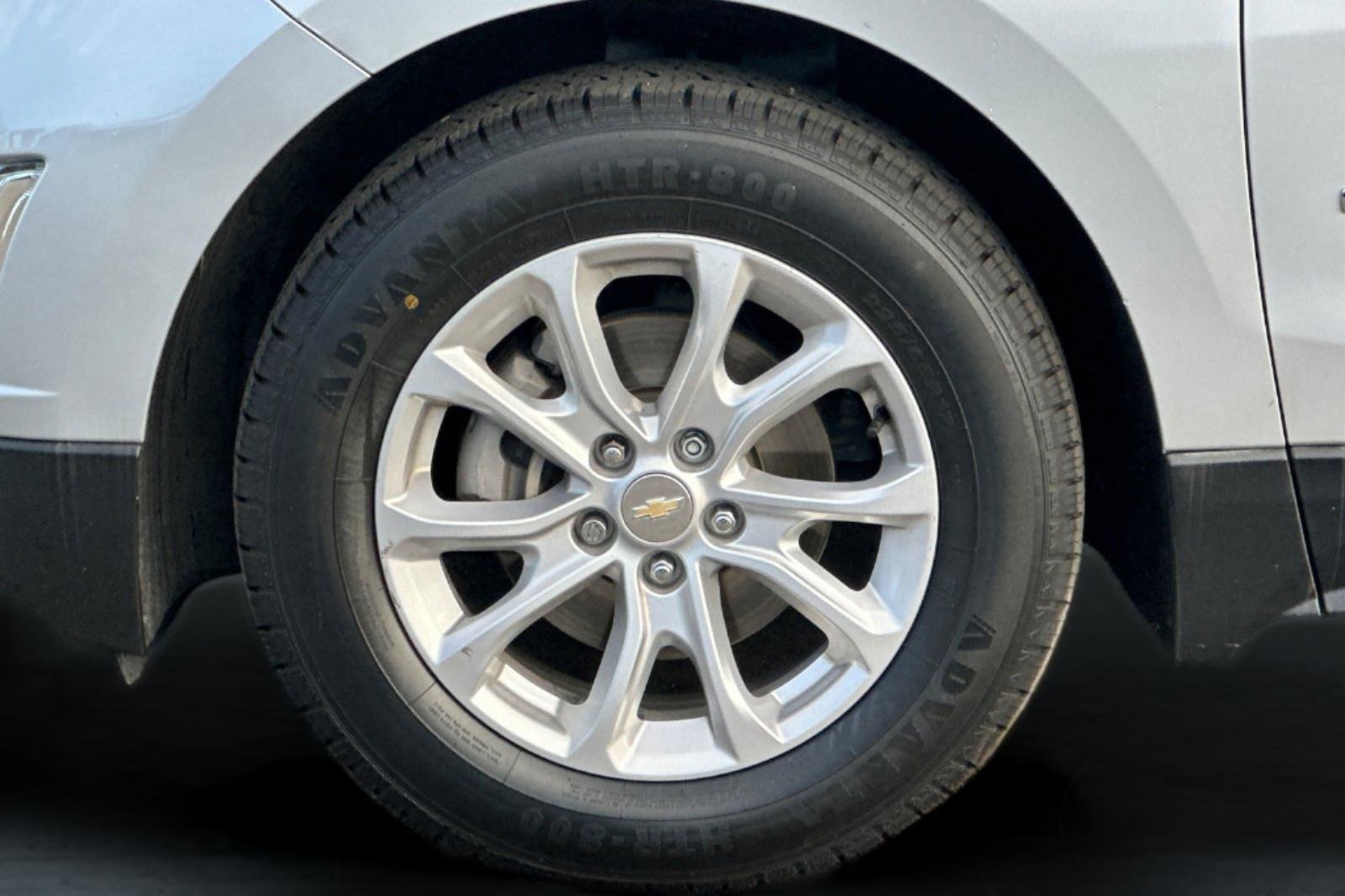 Used 2021 Chevrolet Equinox LS w/ LS Convenience Package image 26