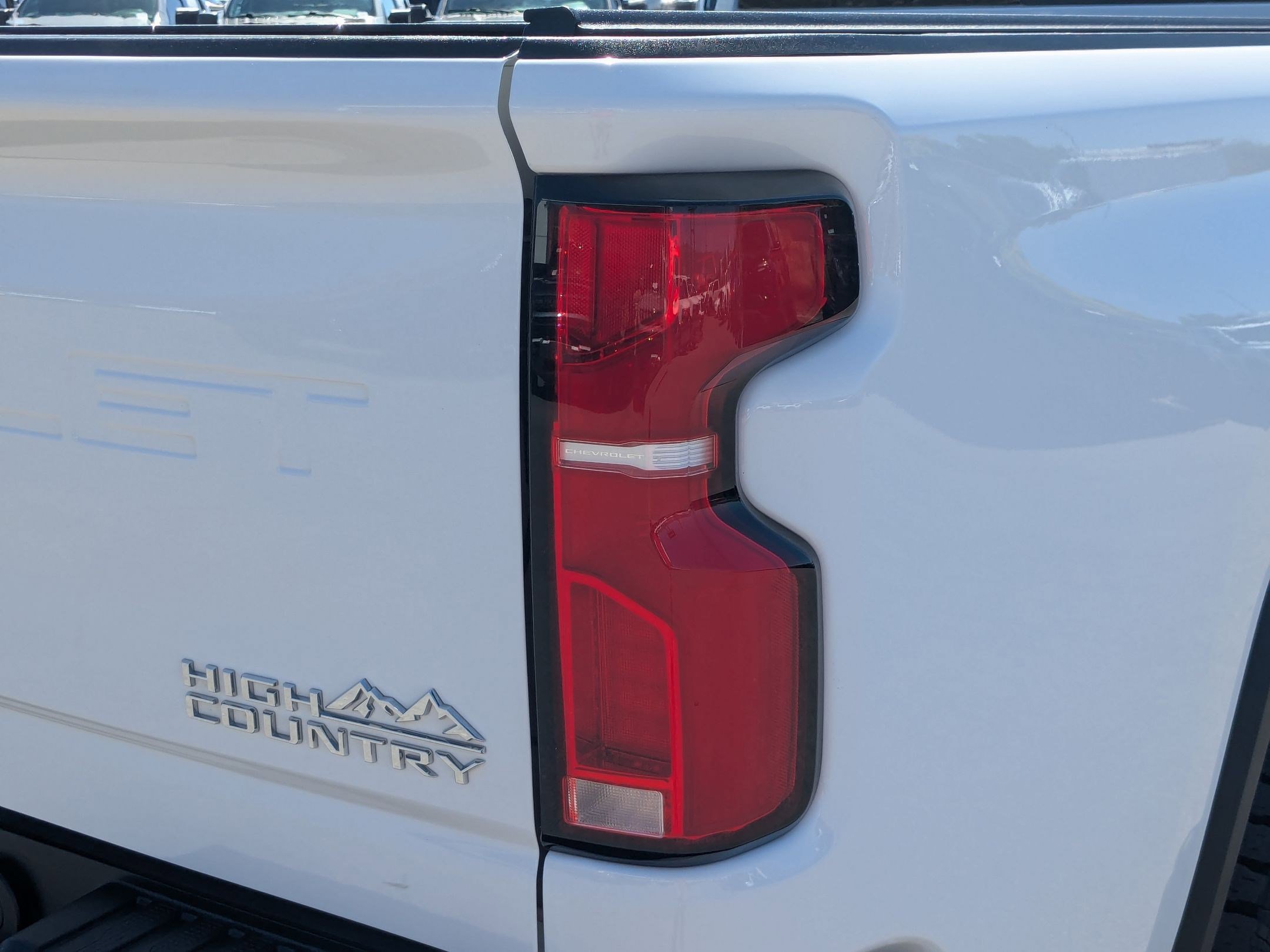 Used 2025 Chevrolet Silverado 3500 High Country w/ Technology Package AWD/4WD image 11