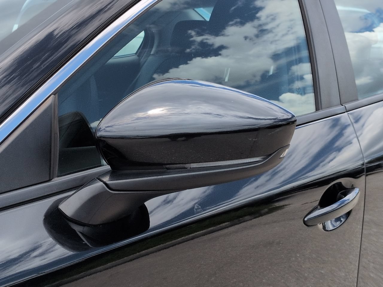Used 2021 MAZDA MAZDA3 s FWD image 12