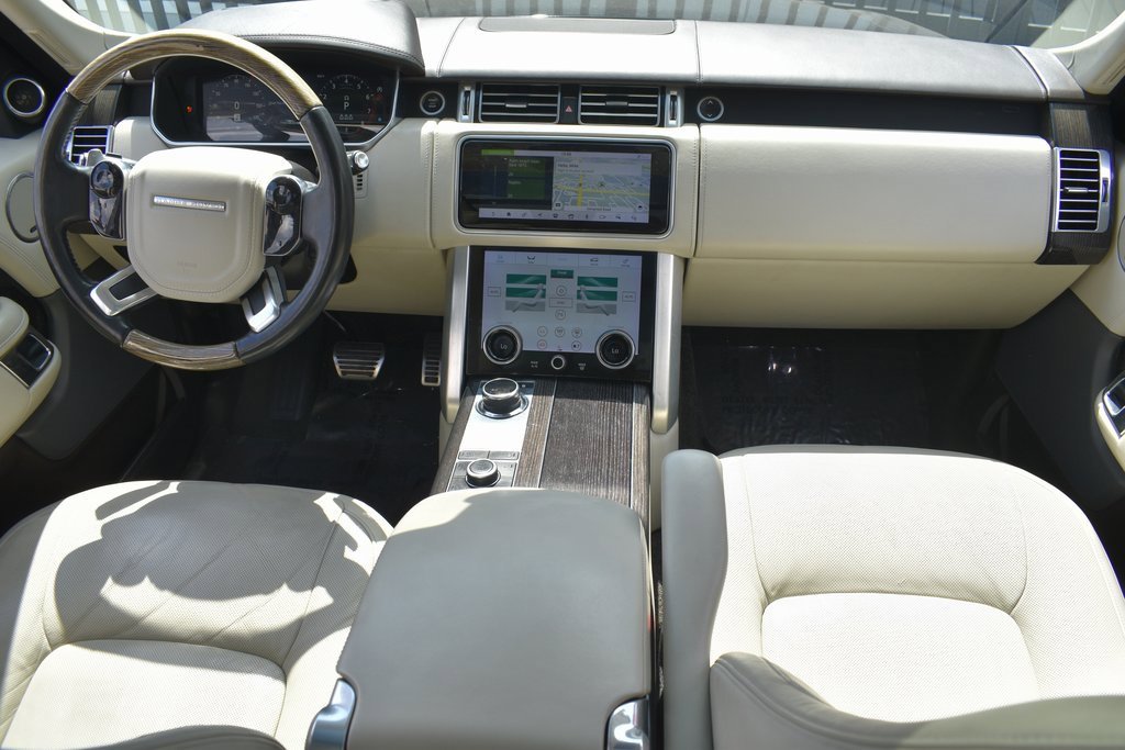 Used 2019 Land Rover Range Rover Autobiography image 24