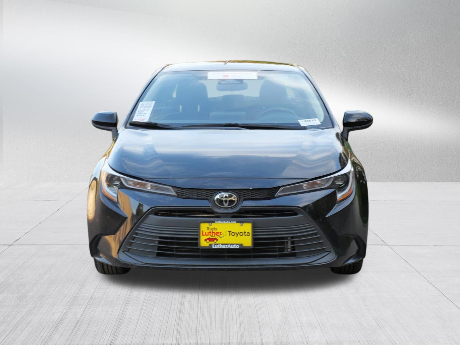 Certified 2024 Toyota Corolla LE FWD image 2