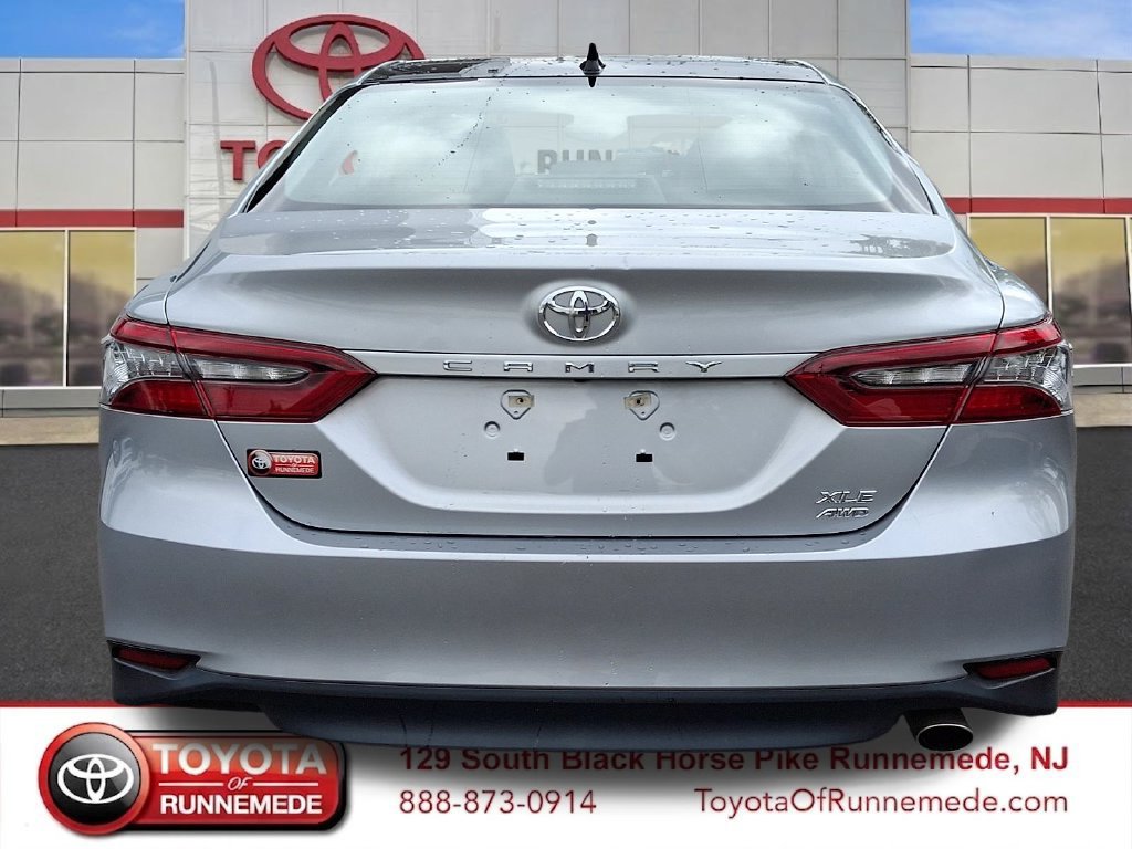Certified 2022 Toyota Camry XLE AWD/4WD image 5