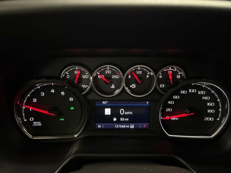 Used 2021 Chevrolet Suburban RST w/ Rear Media and Nav Package AWD/4WD image 35