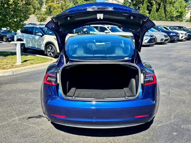 Used 2023 Tesla Model 3 Standard Range RWD image 9