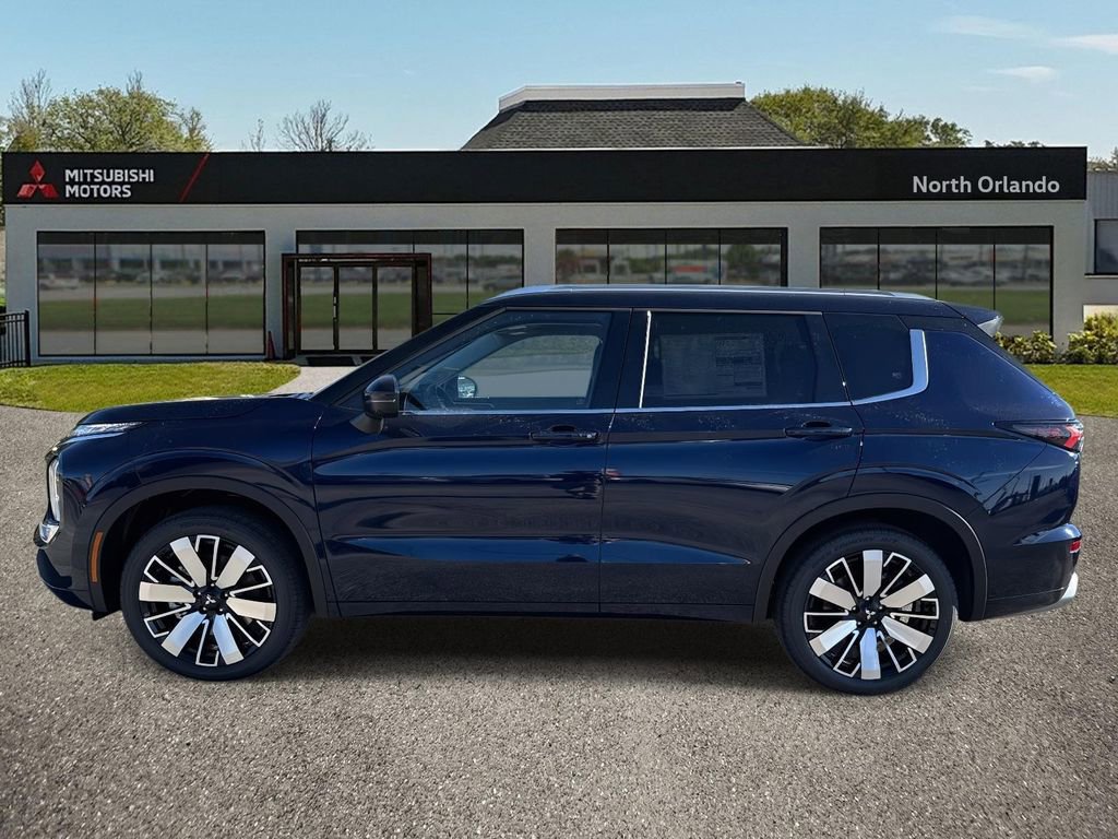 New 2025 Mitsubishi Outlander SEL image 7