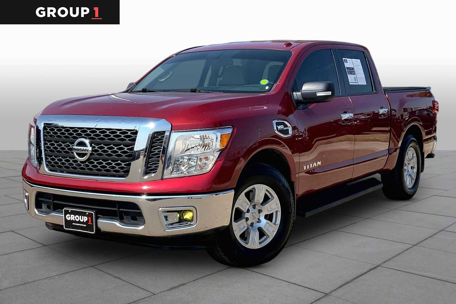 Used 2017 Nissan Titan SV RWD image 1
