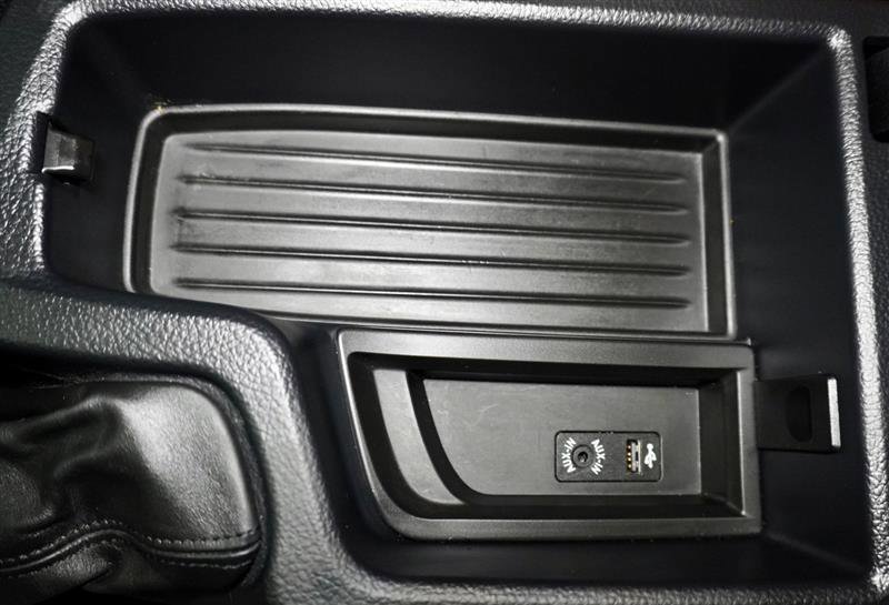 Used 2016 BMW 340i xDrive Sedan image 24