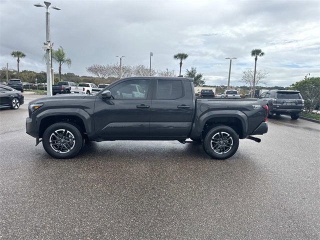 Used 2025 Toyota Tacoma TRD Sport image 7