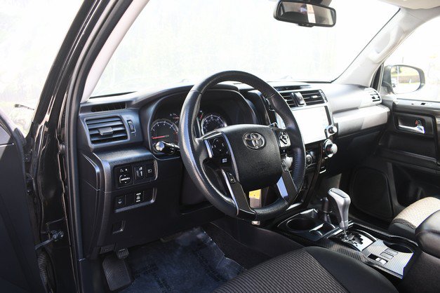Used 2021 Toyota 4Runner TRD Off-Road AWD/4WD image 14