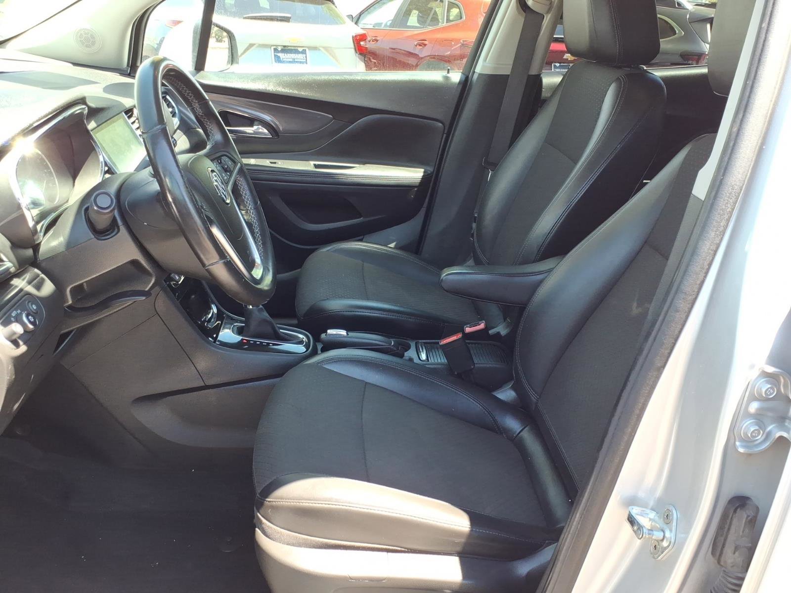 Used 2019 Buick Encore Sport Touring FWD image 12