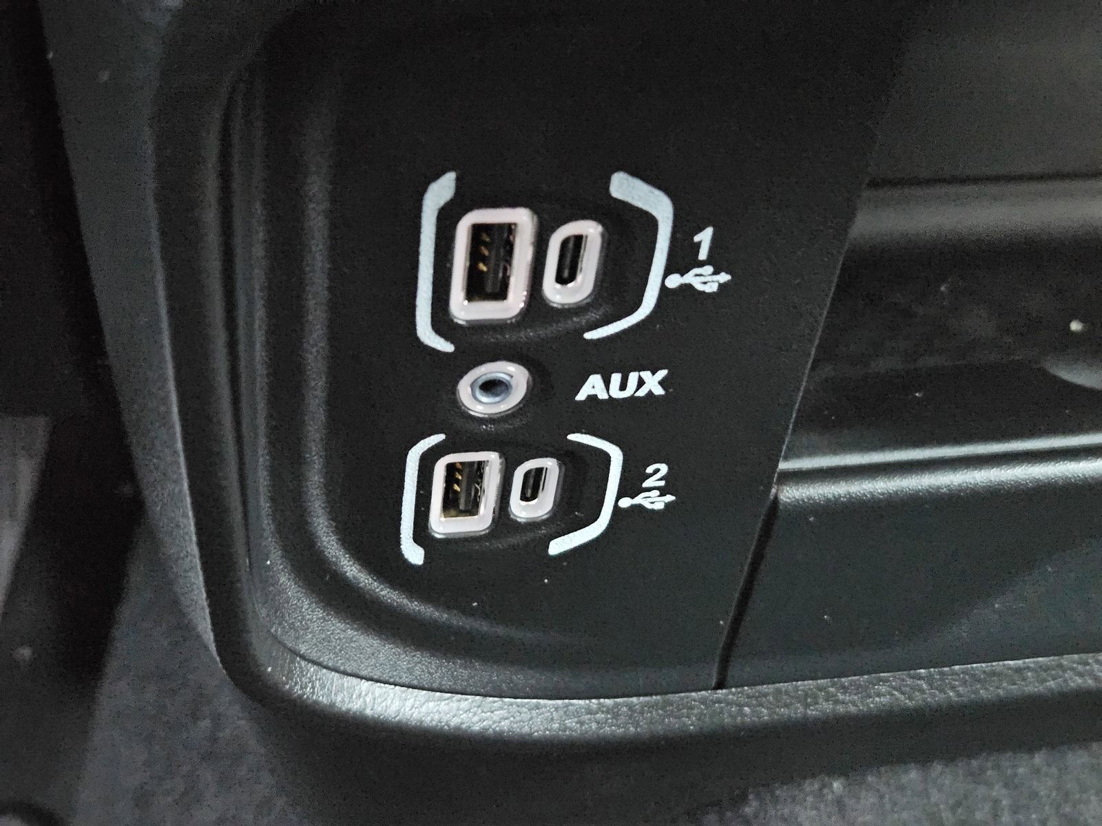 New 2026 RAM 3500 Big Horn AWD/4WD image 22