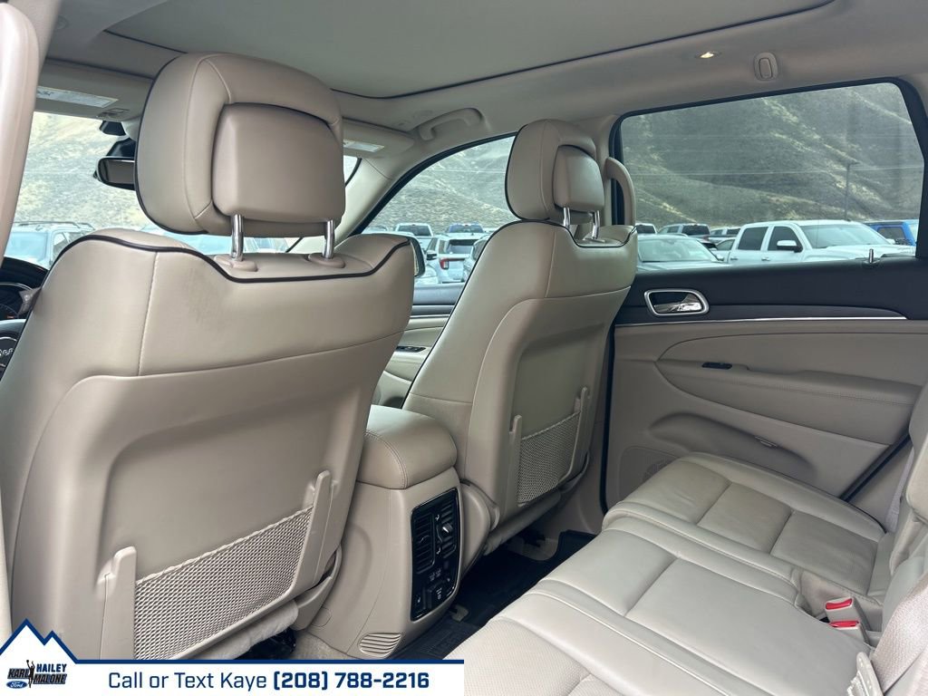 Used 2018 Jeep Grand Cherokee Overland image 12