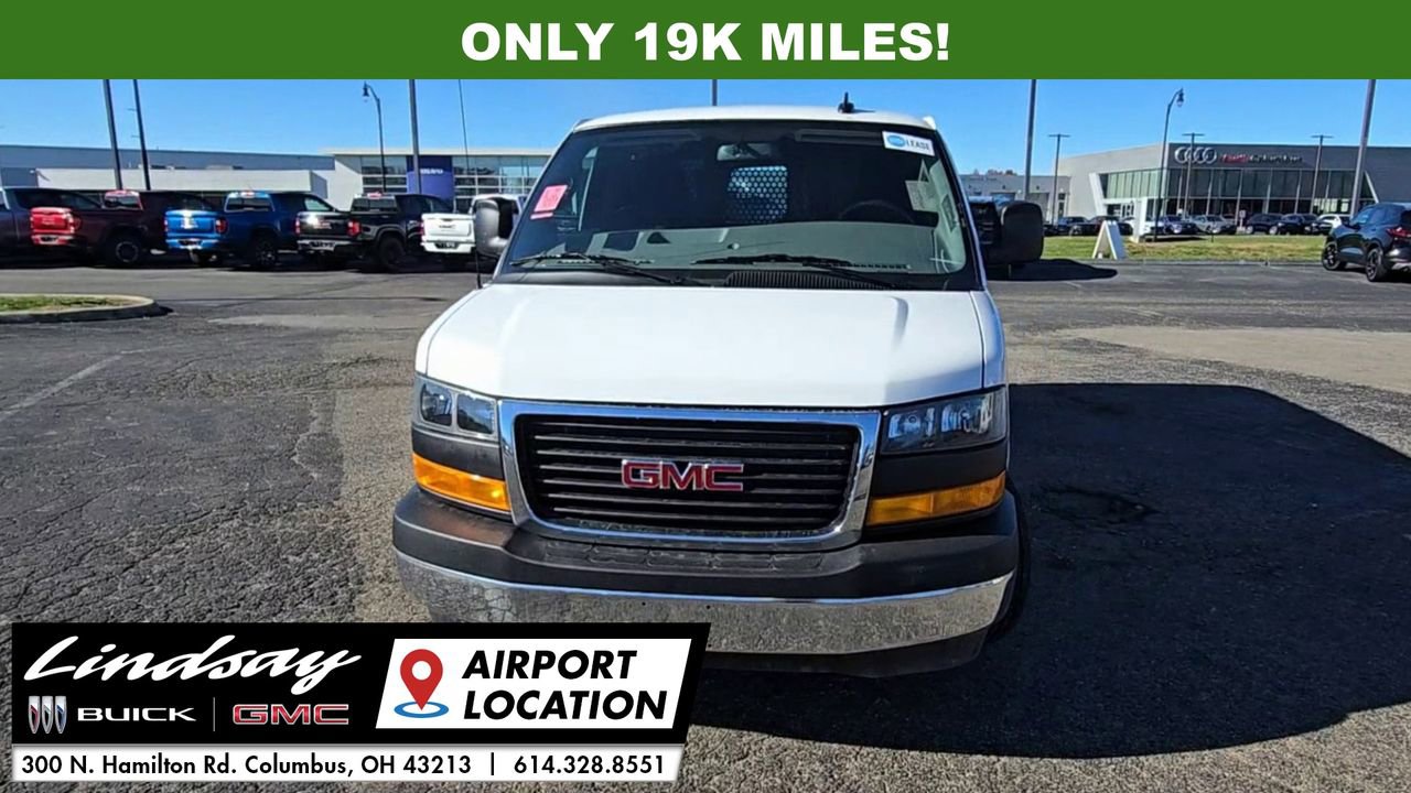 Used 2024 GMC Savana 2500 w/ Driver Convenience Package image 3