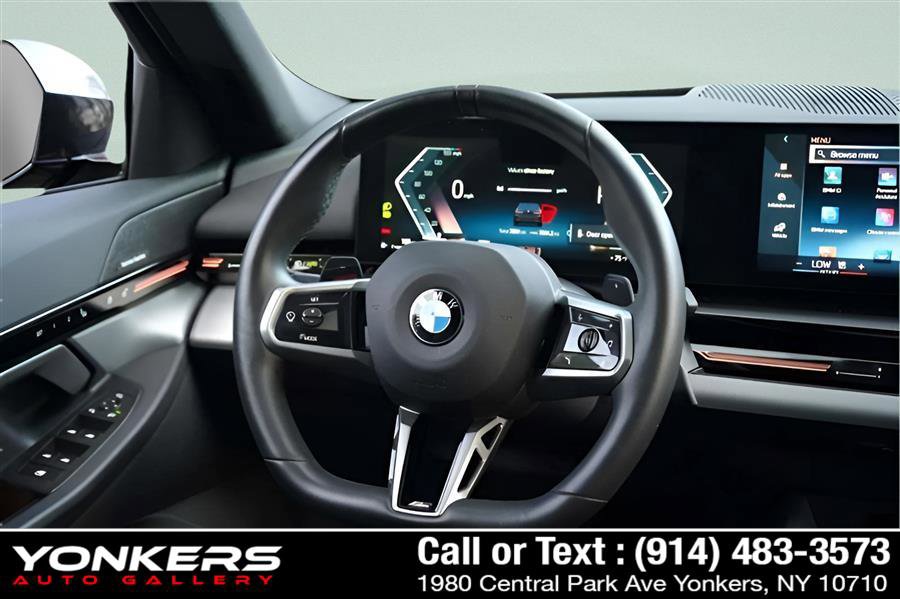 Used 2024 BMW 530i xDrive image 36