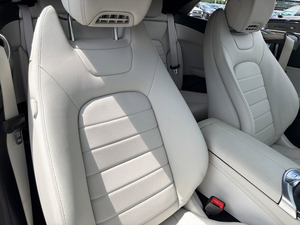 Used 2018 Mercedes-Benz C 300 Cabriolet image 39
