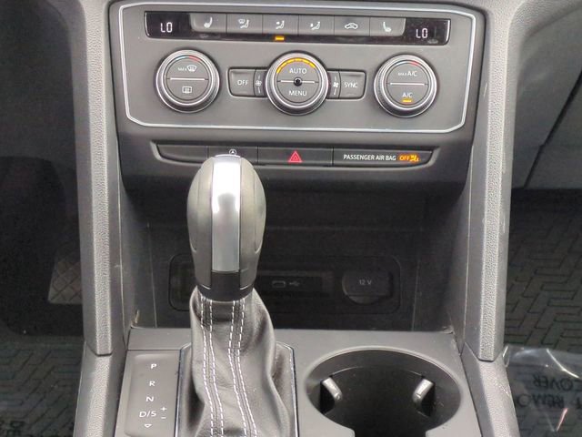 Used 2021 Volkswagen Atlas Cross Sport SE image 22