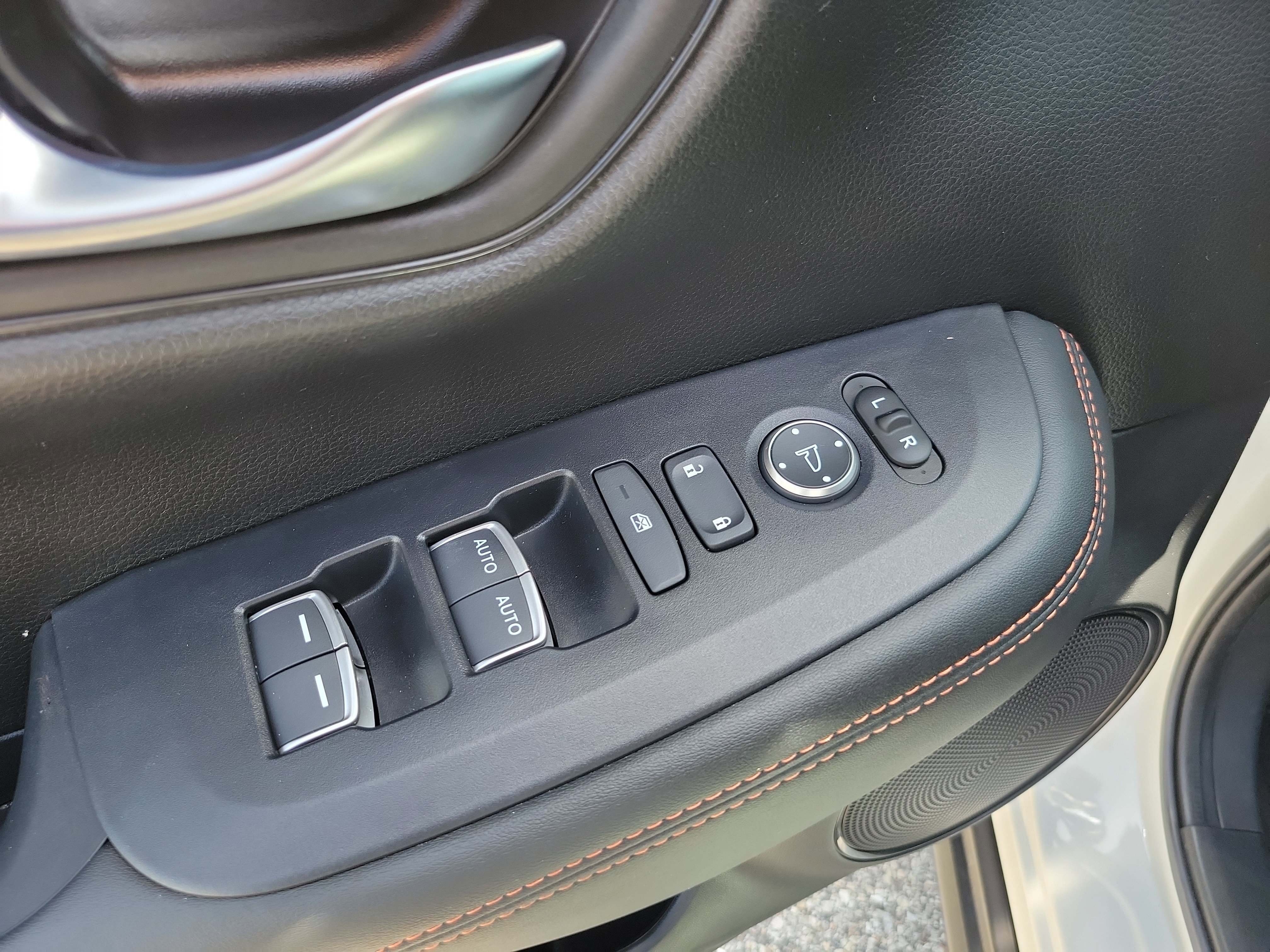 Certified 2024 Honda HR-V Sport image 21