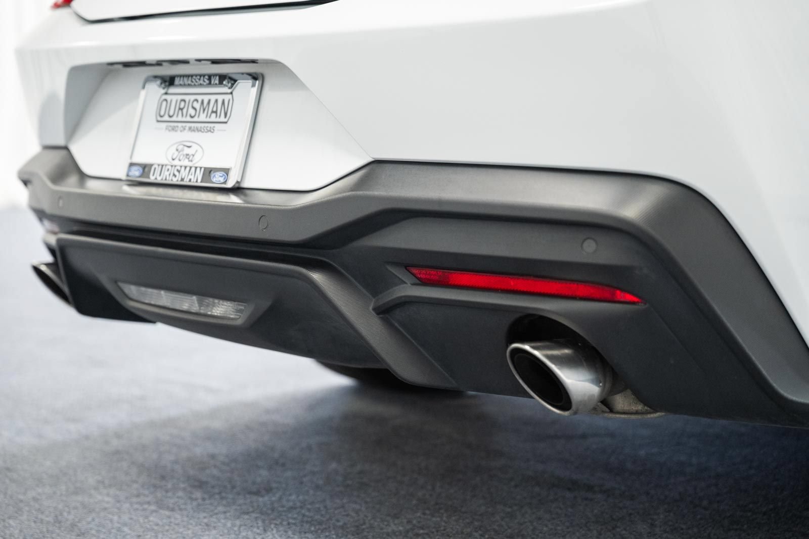 Used 2024 Ford Mustang Premium RWD image 6