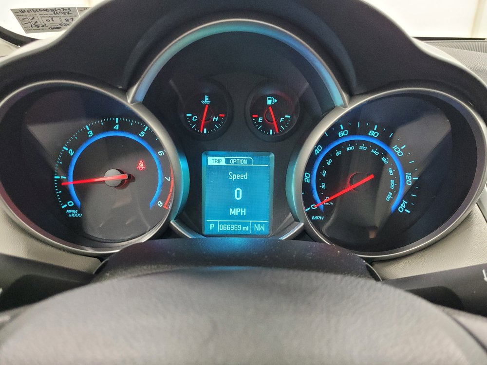 Used 2016 Chevrolet Cruze LS FWD image 23