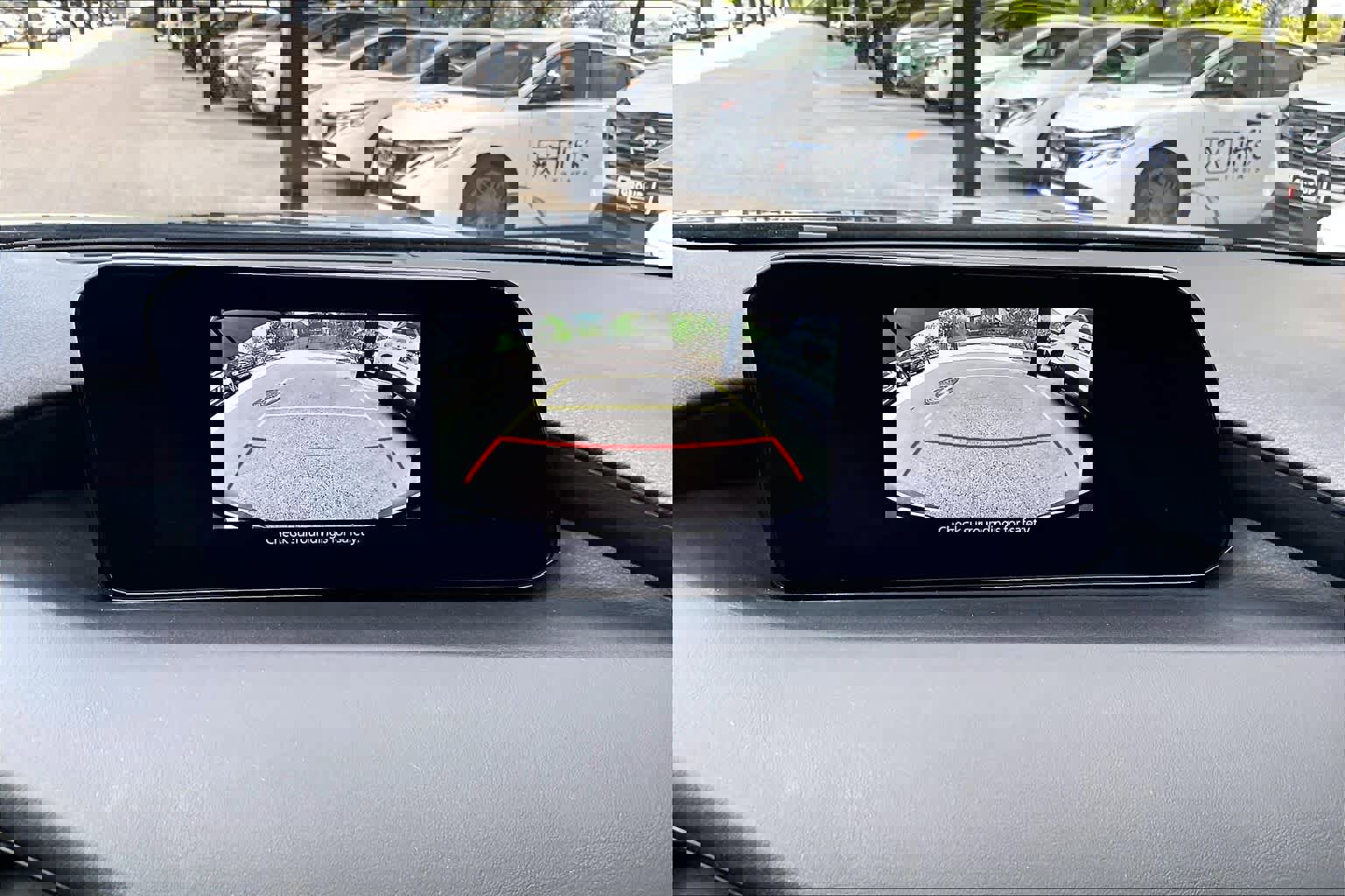 Used 2021 MAZDA MAZDA3 s image 27