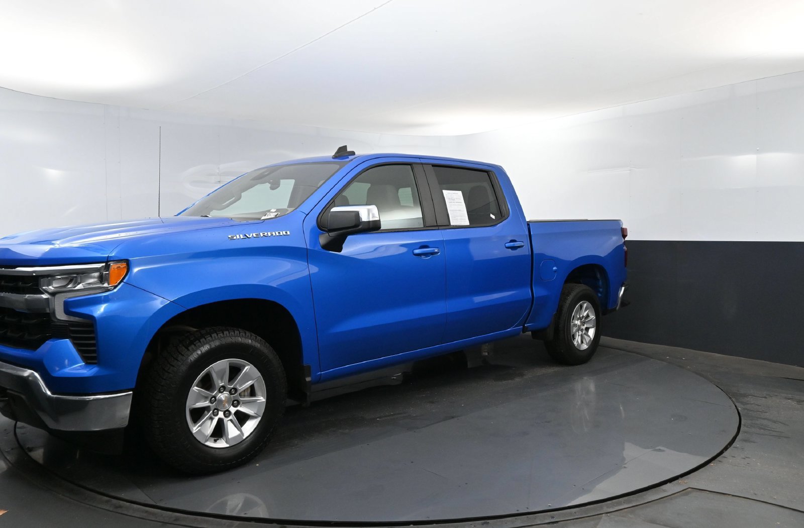 Used 2025 Chevrolet Silverado 1500 LT