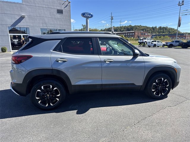 Used 2023 Chevrolet TrailBlazer LT w/ Convenience Package image 3