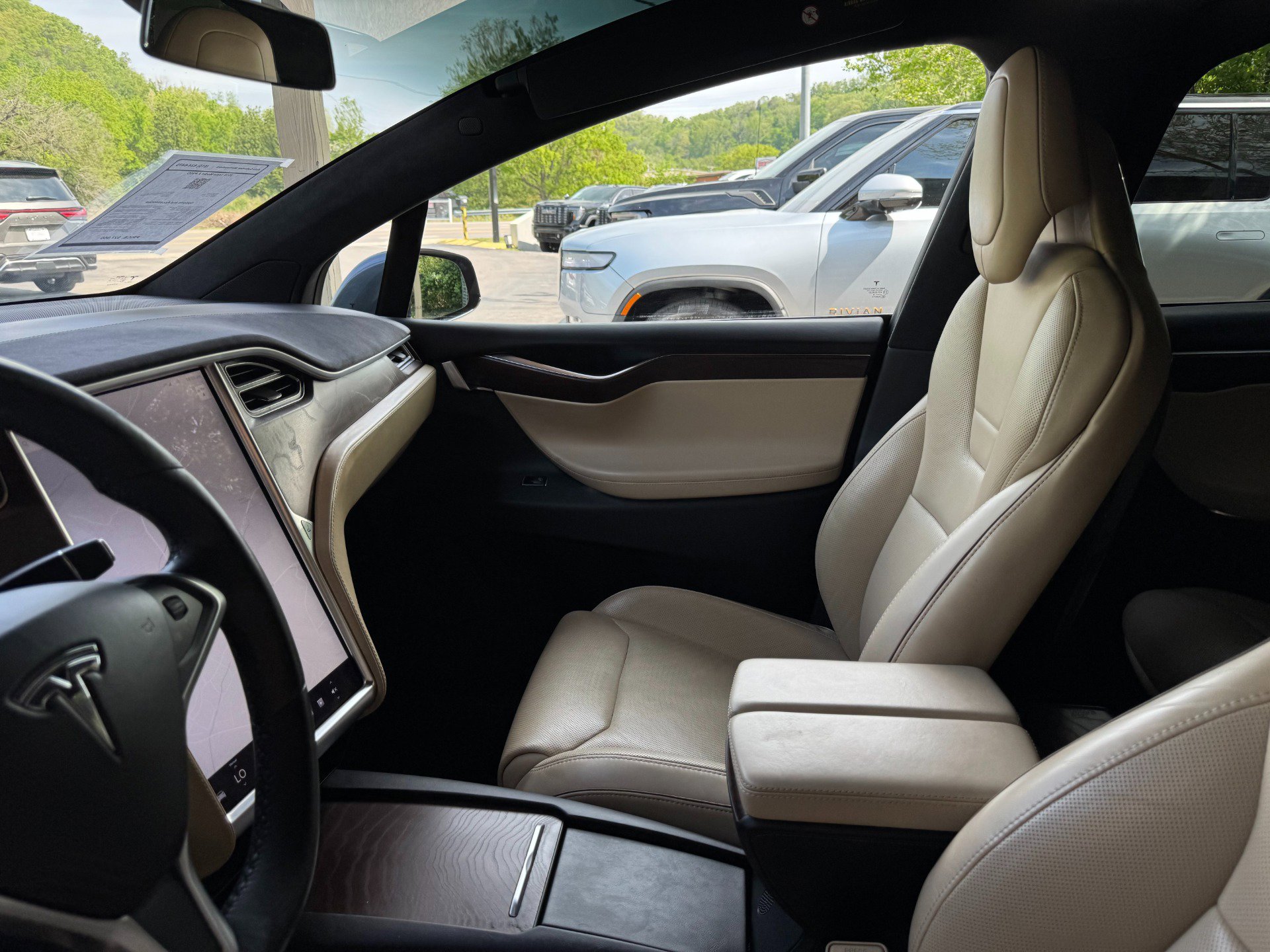 Used 2016 Tesla Model X Performance image 22