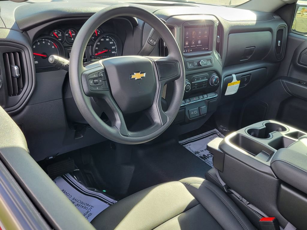 Used 2026 Chevrolet Silverado 1500 W/T image 3