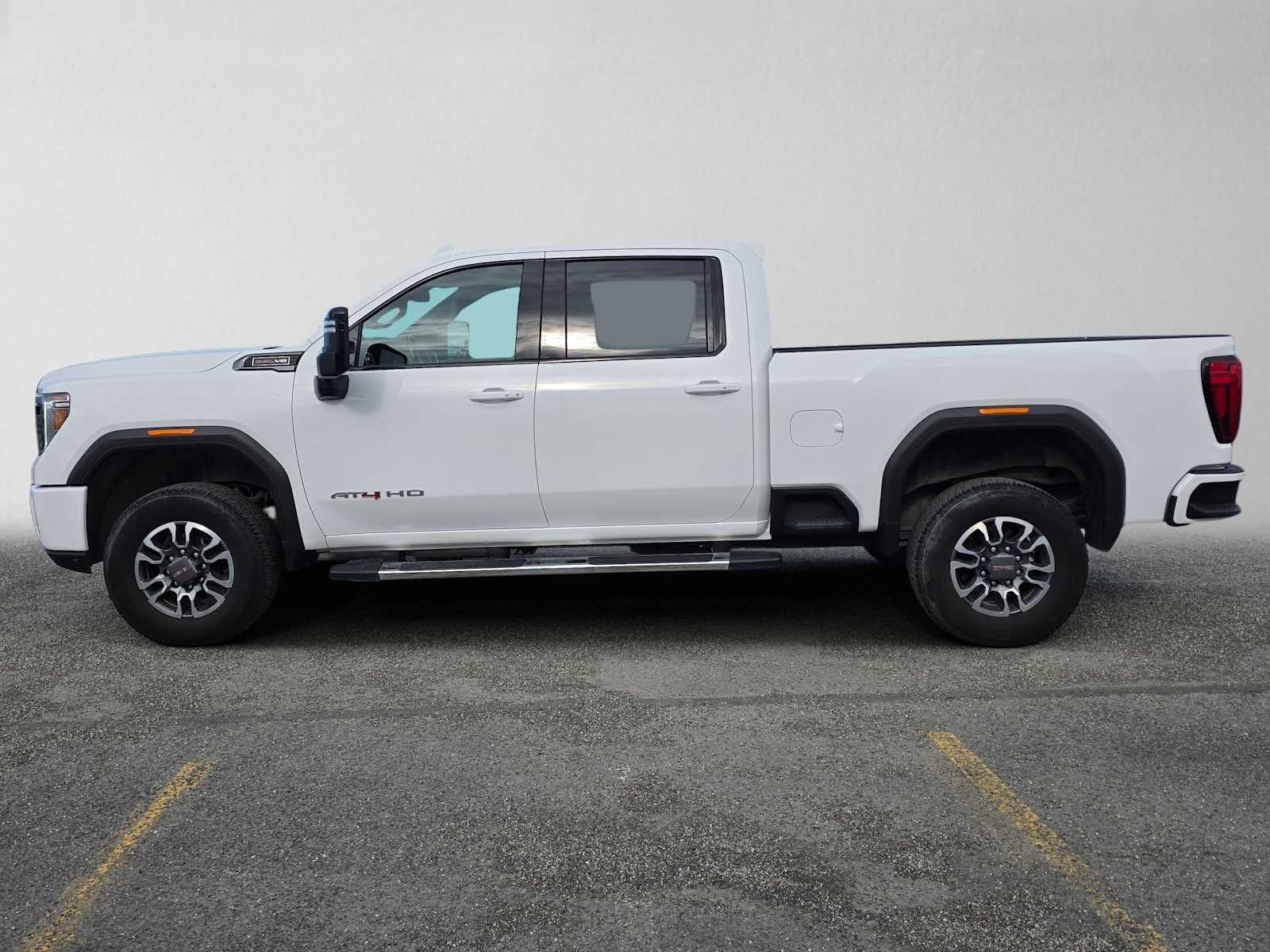 Used 2023 GMC Sierra 2500 AT4 w/ Snow Plow Prep/Camper Package AWD/4WD image 6
