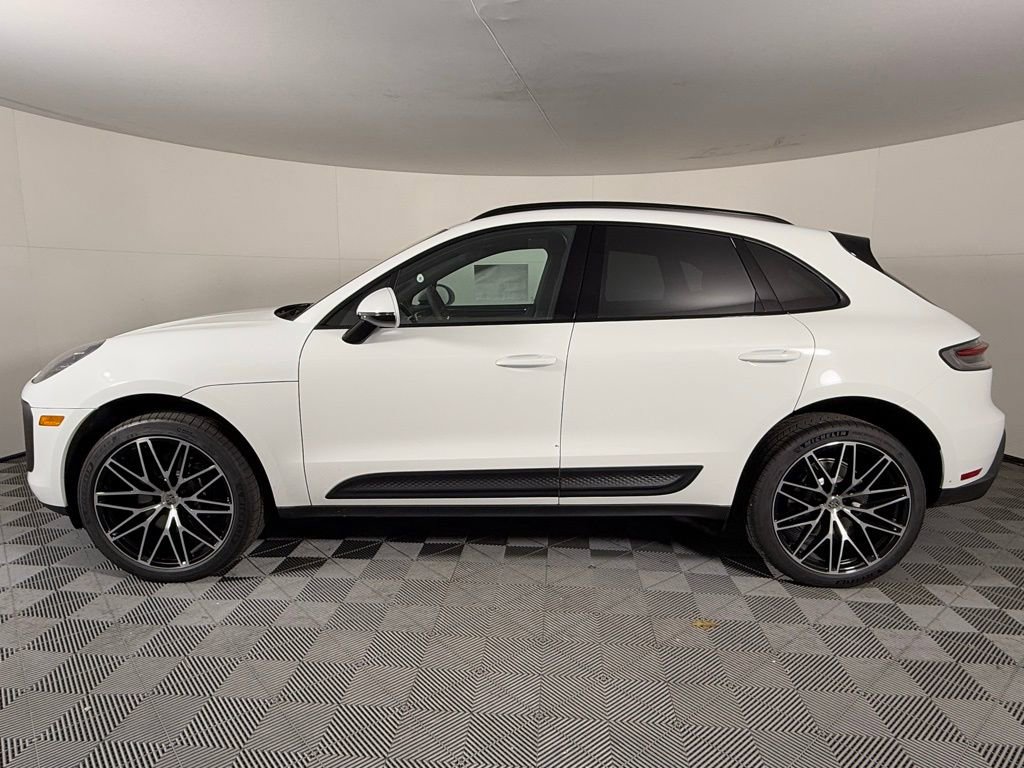 New 2026 Porsche Macan S image 2
