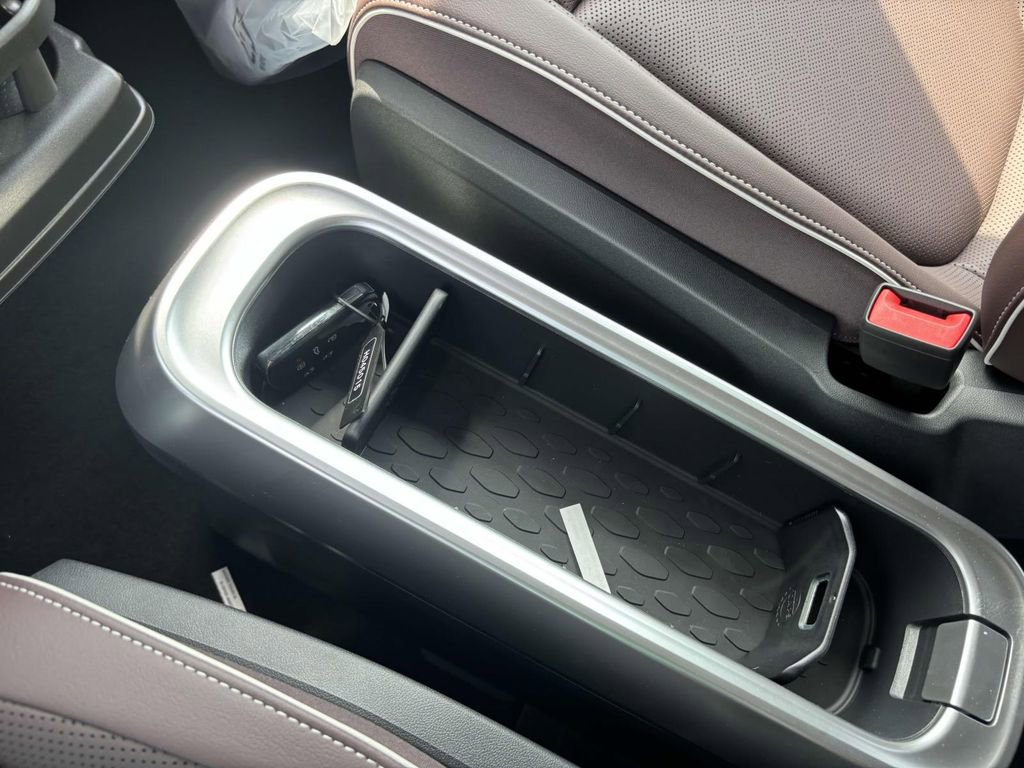 New 2025 Volkswagen ID. Buzz Pro S image 23