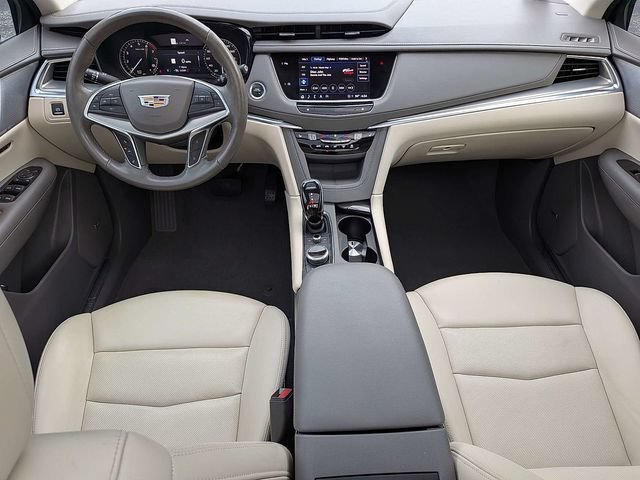 Certified 2024 Cadillac XT5 Premium Luxury FWD image 19