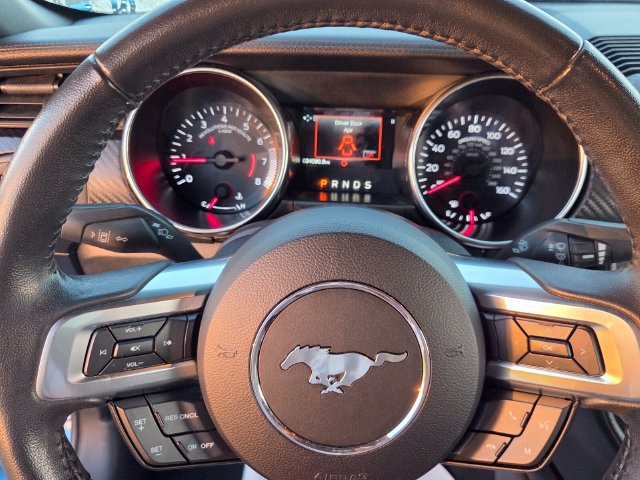 Used 2022 Ford Mustang Coupe RWD image 25