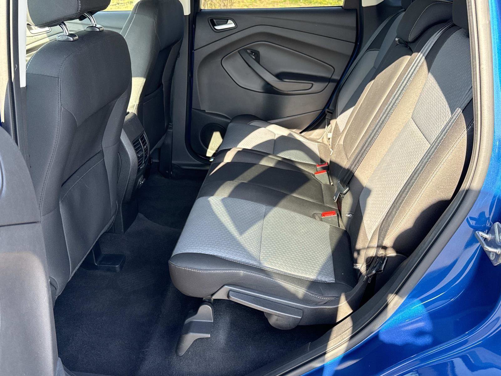 Used 2017 Ford Escape SE image 22