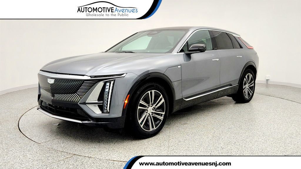 Used 2023 Cadillac Lyriq AWD image 1