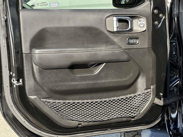 Used 2023 Jeep Wrangler Unlimited Sahara w/ Cold Weather Group image 13