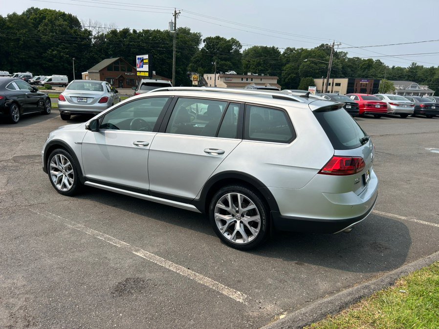 Used 2017 Volkswagen Golf Alltrack SEL AWD/4WD image 4