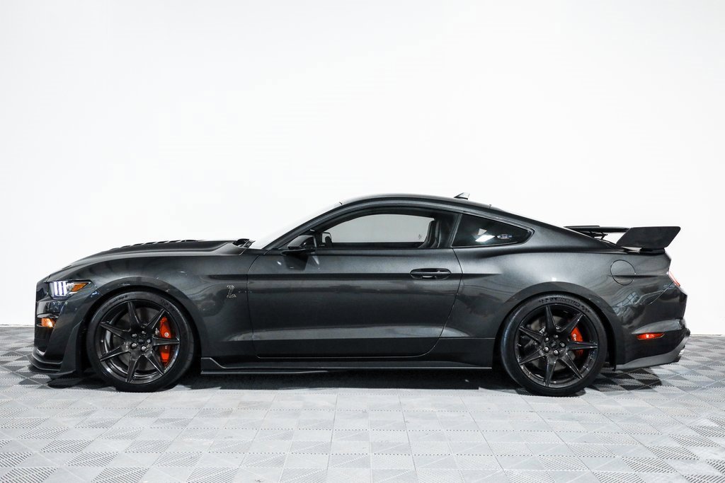 Used 2020 Ford Mustang Shelby GT500 w/ Carbon Fiber Track Pack image 14